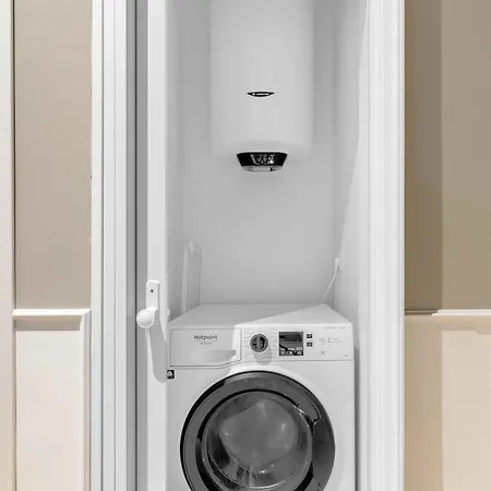 Vitruvio Palace - La Vista Apartment Milan