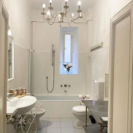 Splendido Quadrilocale Liberty In Porta Venezia Apartament