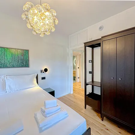 Ausonio Urban - 3 Min Dal Naviglio Apartmán