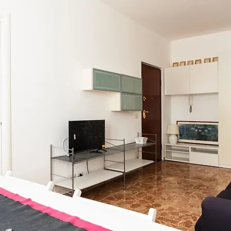 Youhosty - Da Cermenate 12 Apartment *