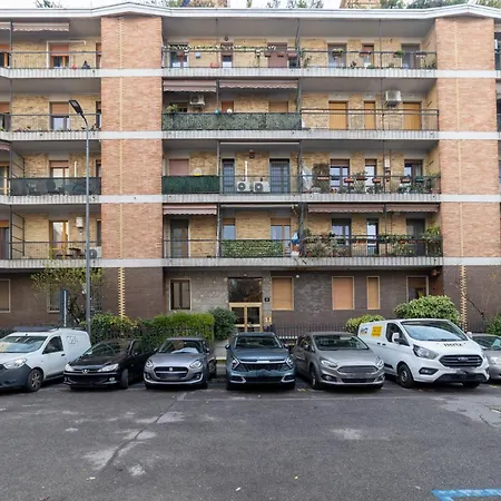 Spacious 70 Mq Self Check-in ,free Parking, San Siro