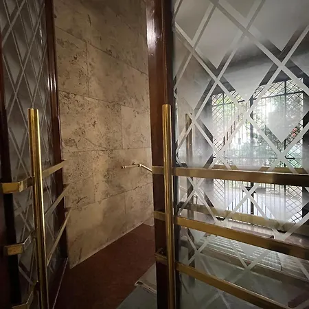 Morozzo1939 - An Authentic Milanese Home, Near Duomo アパート *