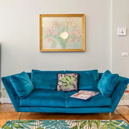 Design Boutique Flat - Refined & Daire