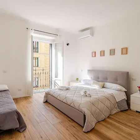 - A Pochi Passi Dalla Stazione *