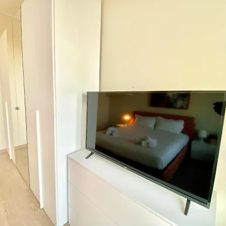 1 Min Castle - 7 Min Cathedral On Walk Prestige Lägenhet *