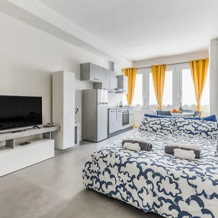 Apartment 15 Minuti Dal Duomo - Metro A 2 Passi *