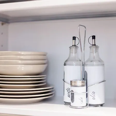 Bacio Di Velluto Vicino Metro * 밀라노