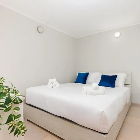 Con Metro Diretta 10 Minuti Duomo Mailand