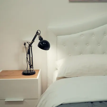 Design & Comfort A Metro A 2 Min *