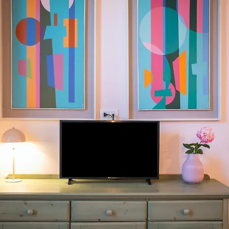 Station 3 Design Apartaments-2 Apts With Parking -1 With Balcony, No Box- Olympic Hub- Town Homes Appartement *