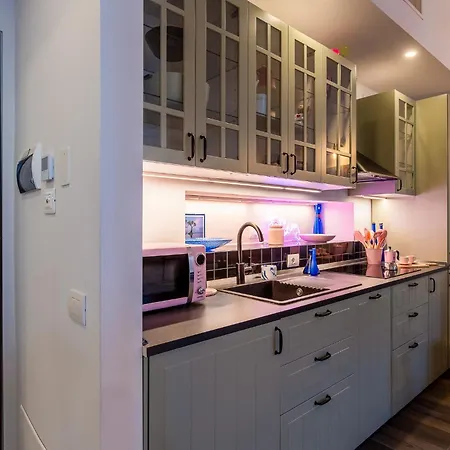 Station 3 Design Apartaments-2 Apts With Parking -1 With Balcony, No Box- Olympic Hub- Town Homes Appartement *