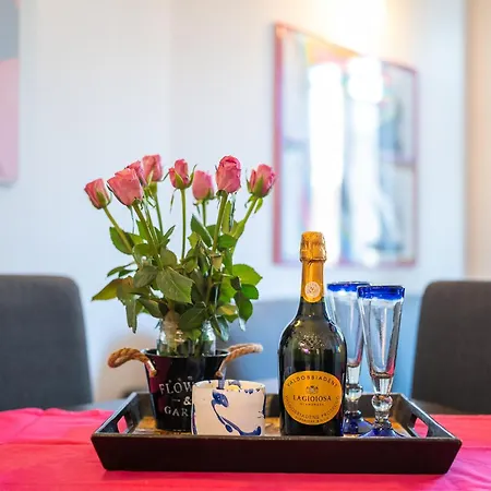 Station 3 Design Apartaments-2 Apts With Parking -1 With Balcony, No Box- Olympic Hub- Town Homes *