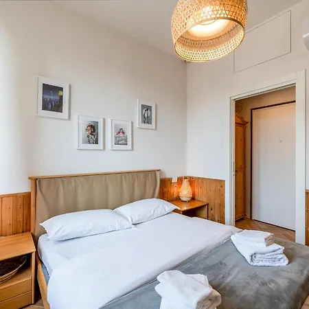 Appartement Station 3 Design Apartaments-2 Apts With Parking -1 With Balcony, No Box- Olympic Hub- Town Homes