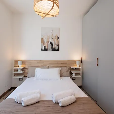 Urban House - Darsena Navigli Center