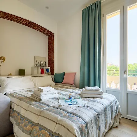 Beautiful In Tricolore - Daniele Apartment