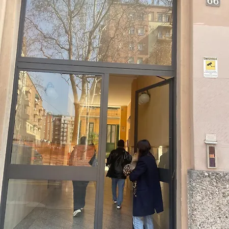 Charming In The Center Apartman Milánó