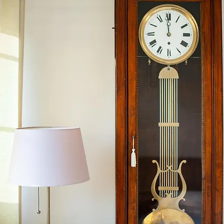 Iconic Luxury Penthouse In The Heart Of *