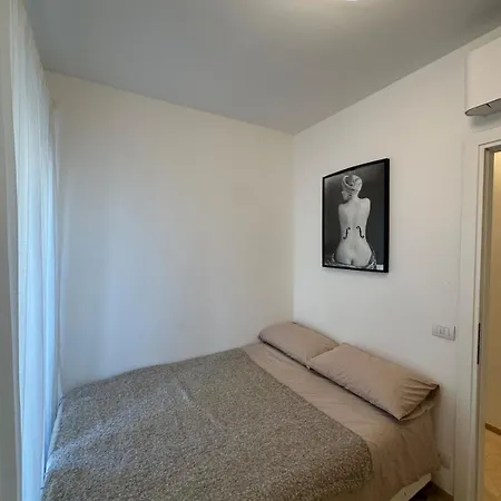 Flavia Flexyrent Ac * Milano