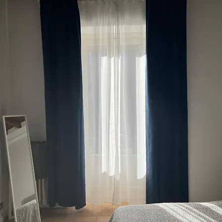 Navigli Darsena - Luxury With Balcony Milánó
