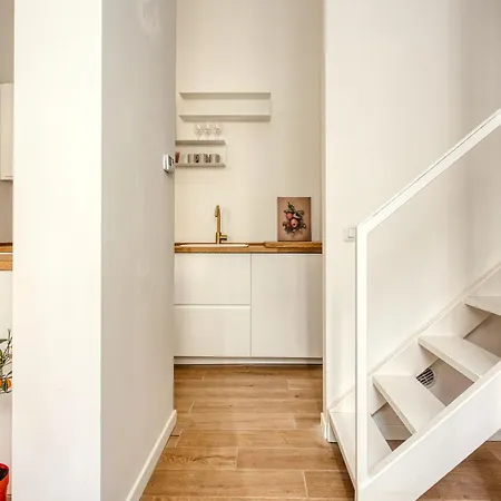 Hostmate - - Loreto Appartement *