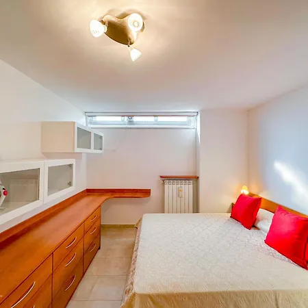 Appartement Brunacci Beleven - 5 Min Dai Navigli *