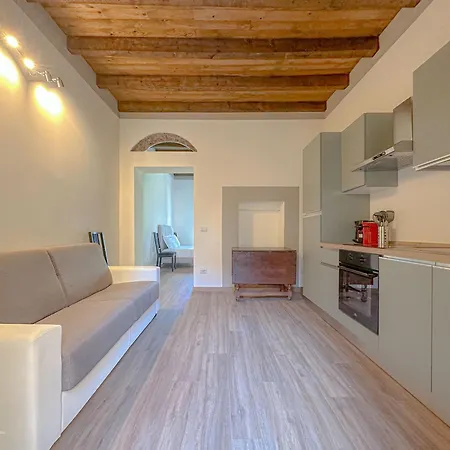 Castillia 22 - Terrazza Sul Bosco Verticale Apartamento Milão