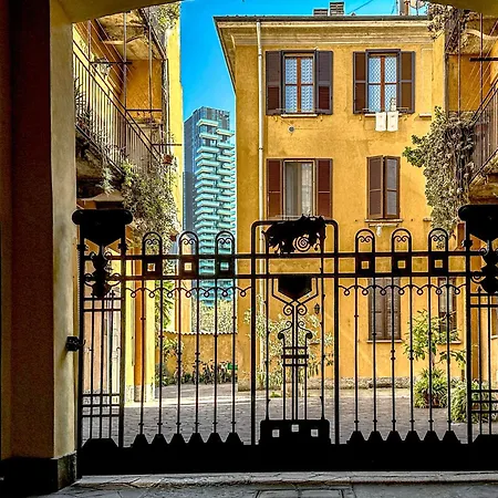 Castillia 22 - Terrazza Sul Bosco Verticale Διαμέρισμα