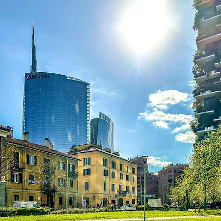 Castillia 22 - Terrazza Sul Bosco Verticale Διαμέρισμα *