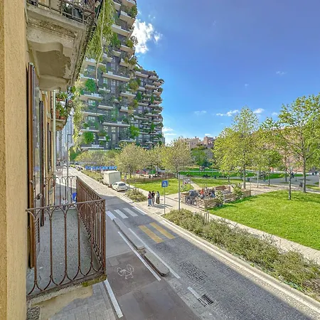 Castillia 22 - Terrazza Sul Bosco Verticale