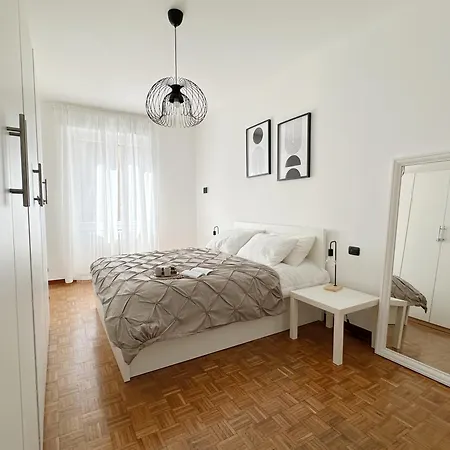 I Host - Villoresi 5 Apartman