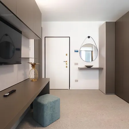 Lägenhet Cenisio New Cozy Milano