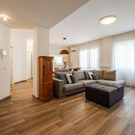 Caseospitali - Casa Titus, Moderno E Luminoso Per 5 Appartamento *