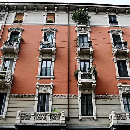 A Quiet And Loving Gem In The Center Of * Милан