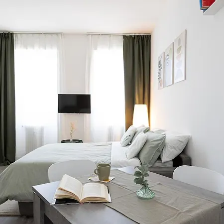 Luxury Navigli Milão