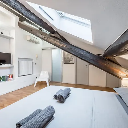 Vivimihome - Elegant 10 Minutes From The Duomo *