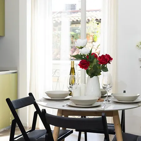 Apartament Divi Santa Marta Charme - - Duomo Mediolan