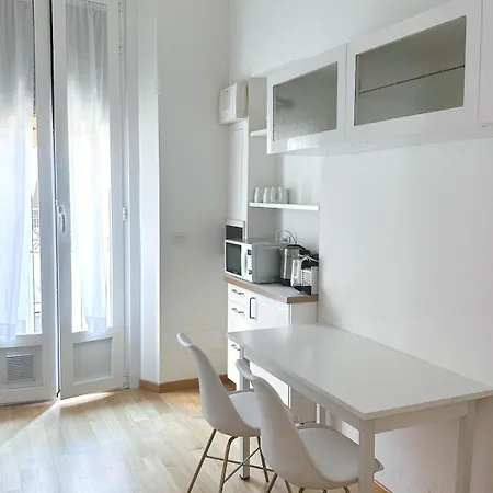 Oasis Of Design And Comfort With Terrace Апартаменты Милан