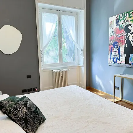 Oasis Of Design And Comfort With Terrace Милан