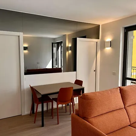 公寓 Navigli Relax With Private Balcony And Parking