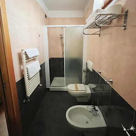 瓦加娜酒店