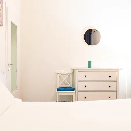 Piazza Gramsci Amazing With Balcony - Collection Apartment Milan