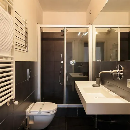 Niguarda M3 Apartmán *