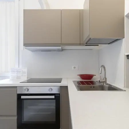 Italianway Easy - Frisi 8 B Apartmán *