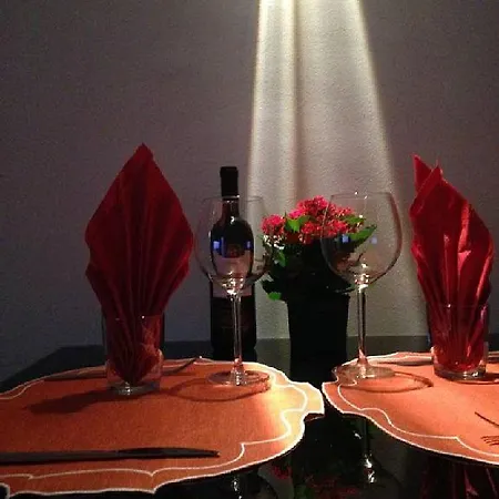 Columns Of San Lorenzo Apartmán Milán