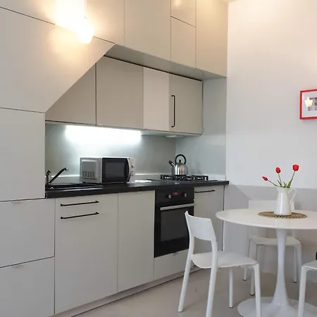 Primopiano Tadino A * Milano