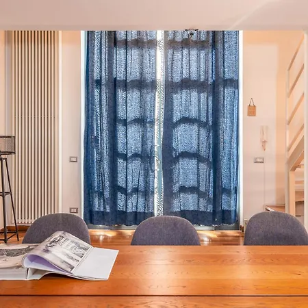 아파트 Loft Design On 3 Levels Near The Polytechnic 밀라노