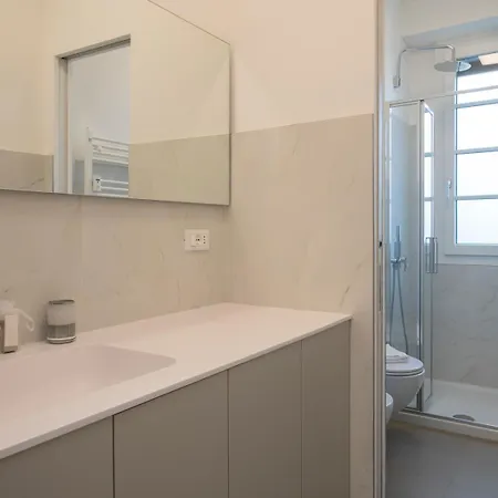 Апартаменты Homelovers Pretty Porta Venezia District Mm1 Милан