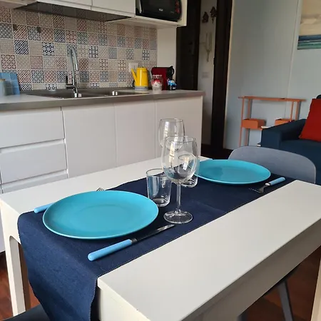 Apartment Blue Retreat Modern Near M4 Mailand