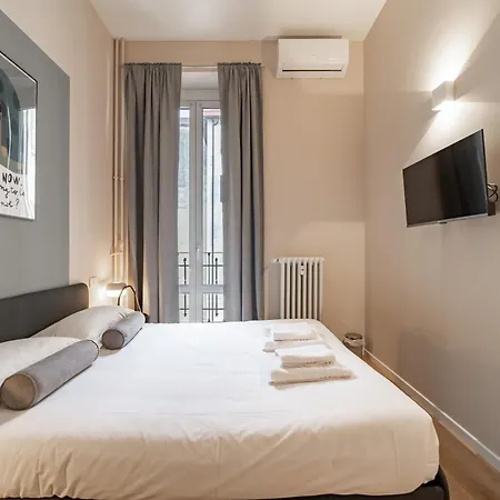 5' From Station, Elegance And Class Appartement