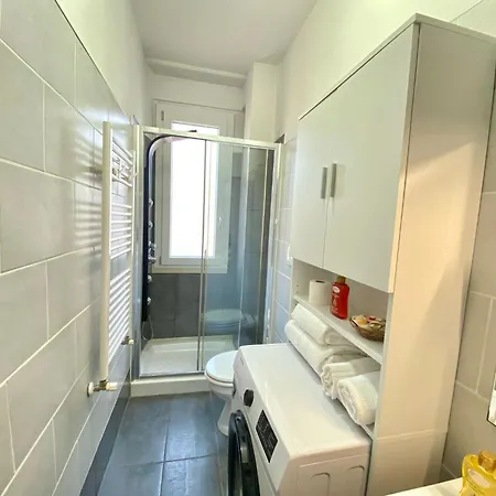 Lugano 2 S&s Home, Moderna E Tranquilla, Vicino Al Centro Di Milano, Con Parcheggio Gratuito Esterno * 米兰